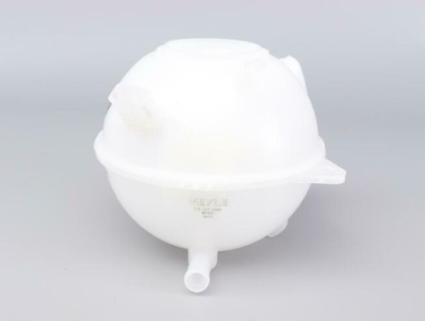 Бачок розширювальний Audi A3/VW Bora/Golf IV 1.6-1.8/1.9TDI 96-06