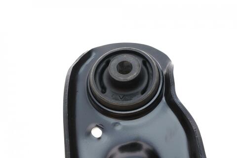 Важіль підвіски (передній/знизу) (R) VW Jetta 10- Важіль підвіски (передній/знизу) (R) VW Jetta 10-