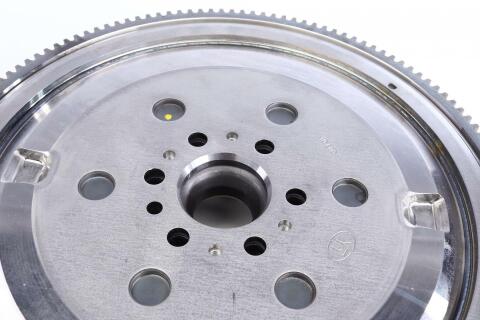 Демпфер сцепления Opel Astra/Meriva 1.4 10-17