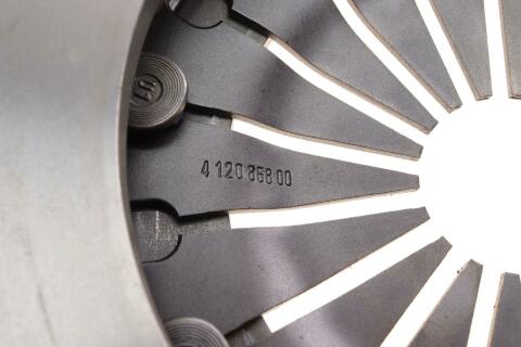 Комплект зчеплення Alfa Romeo 147/156/GT 97-10 (d=220mm)