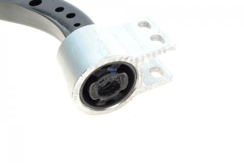 Рычаг подвески (передний/снизу) (L) Opel Astra K 15-