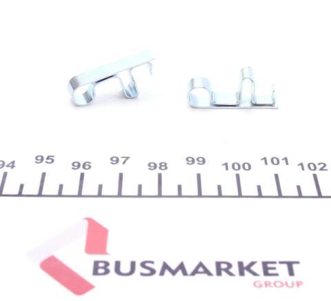 Колодки гальмівні (передні) Lexus RX/Toyota Highlander 00-07 (Sumitomo) (з датчиком)