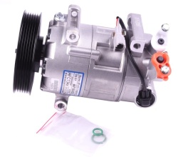 Компрессор кондиционера Renault Megane III/Scenic III 1.5 dCi/16 V 08- Компрессор кондиционера Renault Megane III/Scenic III 1.5 dCi/16 V 08-