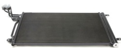 Радіатор кондиціонера Audi A1/VW Polo 09-18 Радіатор кондиціонера Audi A1/VW Polo 09-18