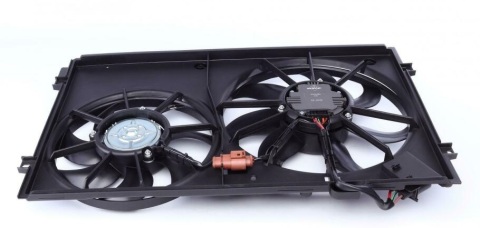 Вентилятори радіатора (електричні) VW Caddy 04-11 (дифузором)