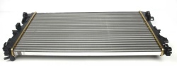 Радіатор охолодження MB Vito (W639) 03- (-/+AC)