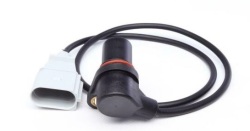 Датчик положения коленвала Audi A3/A4/A6/A8/ Skoda Fabia/ Octavia/VW Passat 1.6-3.0 96-10