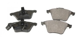 Колодки тормозные (передние) Audi A3/Seat Leon/Skoda SuperB/VW Golf/Passat 03-15