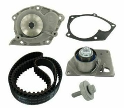 Комплект ГРМ + помпа Nissan Primera 1.9dCi 02-/Renault Scenic/Megane 1.9dCi 03-(26x133z)