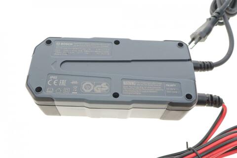 Зарядное устройство C30 (6V/12V) (для аккум. емкостью от 1.2Ah до 120Ah) 3.8A (EFB/GEL/VRLA/AGM)