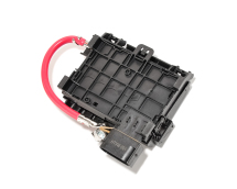 Блок предохранителя АКБ VW BORA 98-/CADDY 96-/GOLF IV 97- 