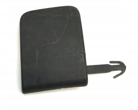 Заглушка панелі заднього бампера Renault Kangoo II 08-> Заглушка панелі заднього бампера Renault Kangoo II 08->