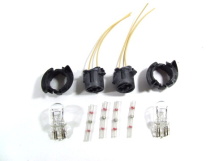 Комплект 2 лампочки + 2 цоколі для габаритного світла у фарі Renault Laguna III Комплект 2 лампочки + 2 цоколі для габаритного світла у фарі Renault Laguna III