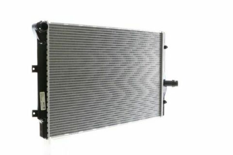 Радиатор охлаждения VW Caddy III 1.6/2.0TDI 10- (438x648x32) (ребра припаяны)