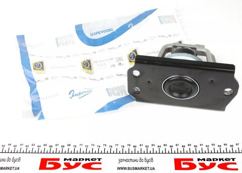 Подушка двигуна (R) Renault Trafic 1.9dCi 01- Подушка двигуна (R) Renault Trafic 1.9dCi 01-