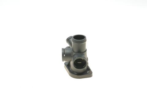 Фланець системи охолодження VW Golf III/IV/Passat 88-02 Фланець системи охолодження VW Golf III/IV/Passat 88-02