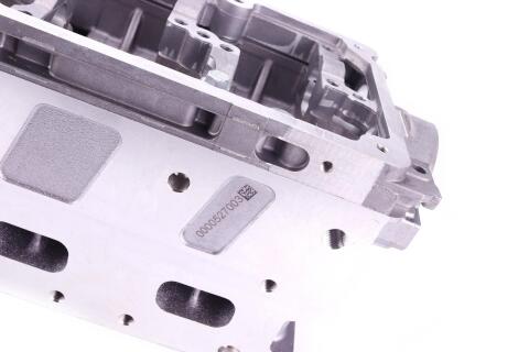 Головка блоку циліндрів VW Caddy 1.6TDI 10-