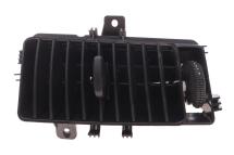 Дефлектор обігрівача MB Sprinter/VW Crafter 06- (центральний/нижній/R) (8373) Дефлектор обігрівача MB Sprinter/VW Crafter 06- (центральний/нижній/R) (8373)