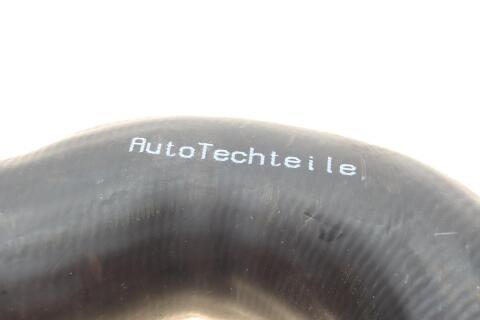 Патрубок інтеркулера (нижній) (R) VW T5 2.0TDI 09- (1450.85)