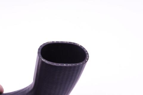 Патрубок интеркулера (L) VW Crafter (30-35) 2.0TDI 10-16 Патрубок интеркулера (L) VW Crafter (30-35) 2.0TDI 10-16