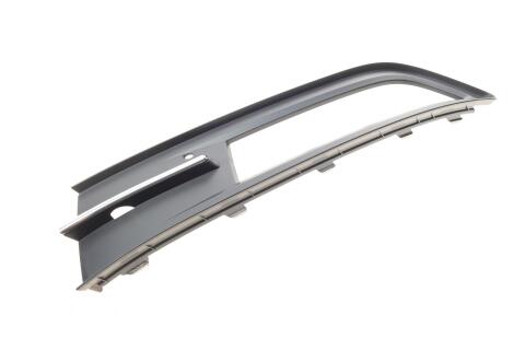 Вставка бампера (під протитуманку) VW Passat 14- (L) Вставка бампера (під протитуманку) VW Passat 14- (L)