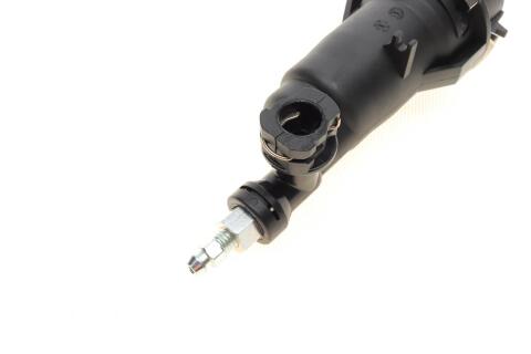 Циліндр зчеплення (робочий) Citroen Jumpy/Peugeot Expert 2.0HDI 99-06