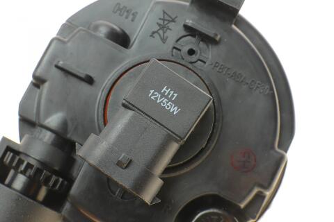 Фара протитуманна BMW 5 (F10) 10-13 (R)