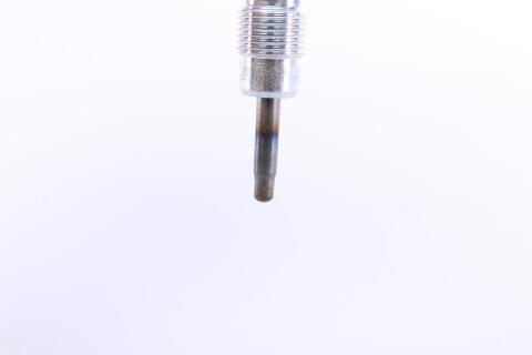 Свеча накаливания MB OM615-617 (11V) (M18x1.5/10s) Свеча накаливания MB OM615-617 (11V) (M18x1.5/10s)