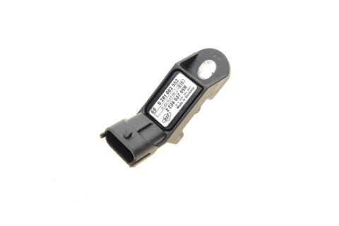 Датчик давления наддува Fiat Doblo 1.3D Multijet/Renault Trafic 2.5DCI 01- (заменено на 0 261 230 284)