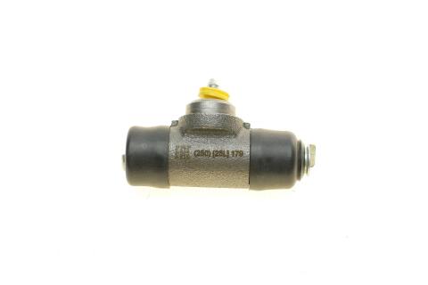 Циліндр тормозної (задній) Audi 50/80 72-87/VW Golf I/II/Jetta I/II/Passat/Polo/Scirocco 74-94 Циліндр тормозної (задній) Audi 50/80 72-87/VW Golf I/II/Jetta I/II/Passat/Polo/Scirocco 74-94