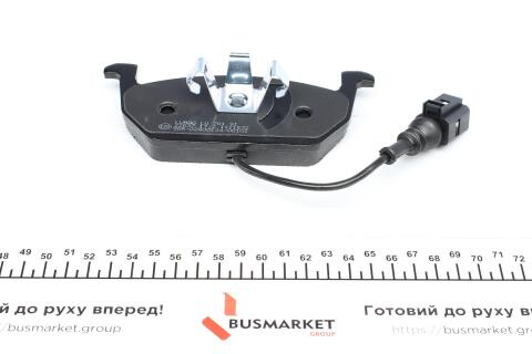 Колодки тормозные (передние) Audi A3/VW Golf VII 12-(с датчиком) (Ate)