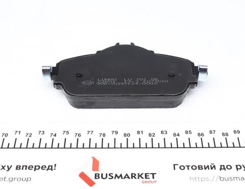 Колодки гальмівні (передні) MB C-class (W205/C205)/E-class (W213) 14- (TRW) Колодки гальмівні (передні) MB C-class (W205/C205)/E-class (W213) 14- (TRW)