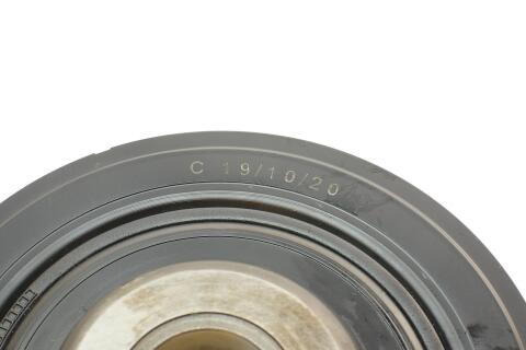 Шків колінвалу Citroen Berlingo/Jumpy/Peugeot Expert 1.9D 98- (6PK) (d=156) Шків колінвалу Citroen Berlingo/Jumpy/Peugeot Expert 1.9D 98- (6PK) (d=156)