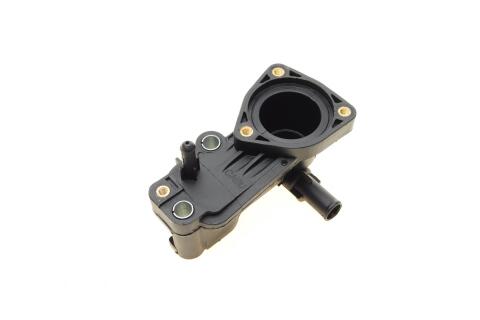 Корпус термостата Ford Connect 1.8D (пластик)