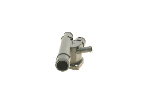 Фланец системы охлаждения VW T5 03-09/Caddy II 95-04 1.9TDI Фланец системы охлаждения VW T5 03-09/Caddy II 95-04 1.9TDI