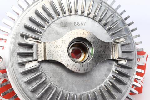 Муфта вентилятора MB Sprinter 2.9TDI (3 отв.) Муфта вентилятора MB Sprinter 2.9TDI (3 отв.)