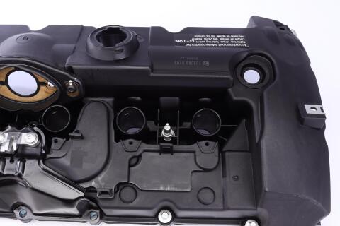 Крышка клапанов BMW 3 (E90/E91/E92/E93) 04-13