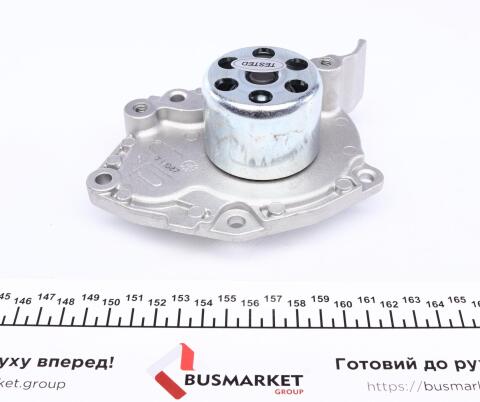 Насос воды Renault Trafic/Megane/Laguna/Opel Vivaro/Mitsubishi/Volvo 1.9dCi/2.0 00- (10 лоп)(B/B HD)