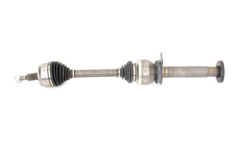 Піввісь VW T5 2.0TDI/2.5TDI 103kw 11- (R) (38x26x879) Піввісь VW T5 2.0TDI/2.5TDI 103kw 11- (R) (38x26x879)