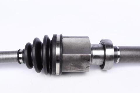 Полуось Ford Transit 2.0 DI 00-06 (R) (26x28x1056)