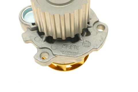 Помпа води VW Polo/Skoda Fabia 1.9SDI 00-09 Помпа води VW Polo/Skoda Fabia 1.9SDI 00-09