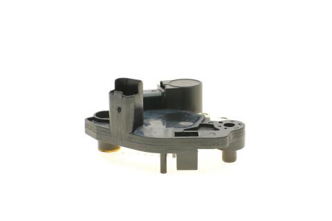 Реле генератора (14.5V) VW Clio/Kangoo/Laguna/Master 1.2/1.9D 96- (HÜCO) Реле генератора (14.5V) VW Clio/Kangoo/Laguna/Master 1.2/1.9D 96- (HÜCO)