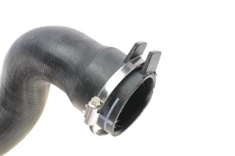 Патрубок интеркулера (R) Fiat Scudo/Peugeot Expert 2.0D/HDi 07- Патрубок интеркулера (R) Fiat Scudo/Peugeot Expert 2.0D/HDi 07-