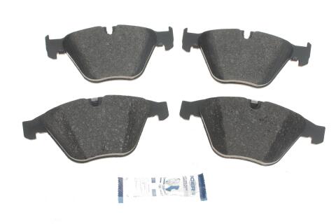 Колодки тормозные (передние) BMW 3 (E90) 07-13/5 (E60/E61)/6 (E63/E64) 03-10/7 (E65/E66/E67) 01-08