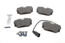 Тормозные колодки (задние) VW T4 90-03 R15 (+датчик)