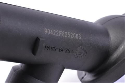 Фланець системи охолодження VW Caddy III/Golf V/Passat/Touran 1.9TDI/2.0TDI 03-