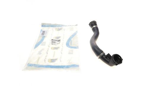 Патрубок радіатора BMW X5 (E53) 3.0i 00-06 Патрубок радіатора BMW X5 (E53) 3.0i 00-06