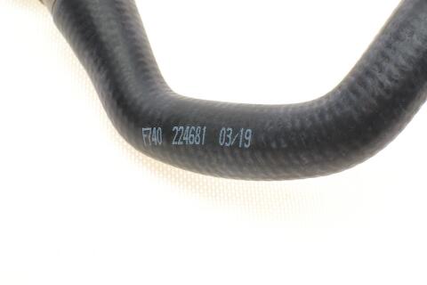 Патрубок радіатора BMW X5 (E53) 4.4i 00-03 Патрубок радіатора BMW X5 (E53) 4.4i 00-03
