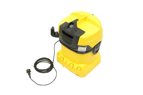 Пылесос для сухой/влажной уборки WD 4 (+ фильтр-мешок) (1100Вт) Пылесос для сухой/влажной уборки WD 4 (+ фильтр-мешок) (1100Вт)