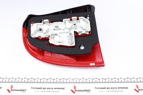 Ліхтар задній VW Passat (B5) 00-05 (R) (08391) Ліхтар задній VW Passat (B5) 00-05 (R) (08391)